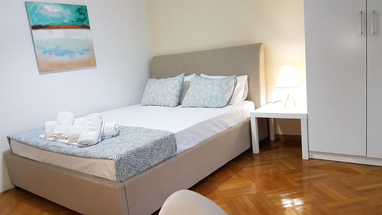 Apricot Apartment - Athens Center, 6 Bd, 2.5 Bath エクステリア 写真