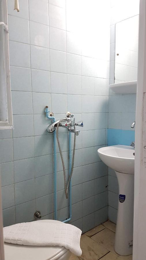 Apricot Apartment - Athens Center, 6 Bd, 2.5 Bath エクステリア 写真