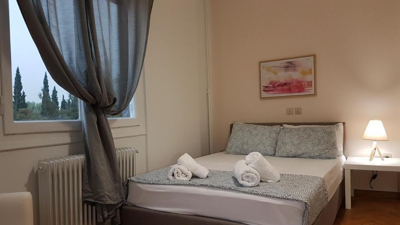 Apricot Apartment - Athens Center, 6 Bd, 2.5 Bath エクステリア 写真
